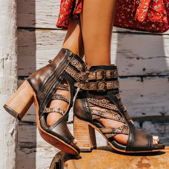 Freebird by Steven | Shoes | Free Bird By Steven Tiara Sandal Sz 8 |  Poshmark